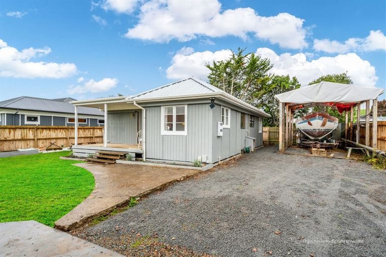 Photo of property in 8 Alfred Street, Hikurangi, 0114