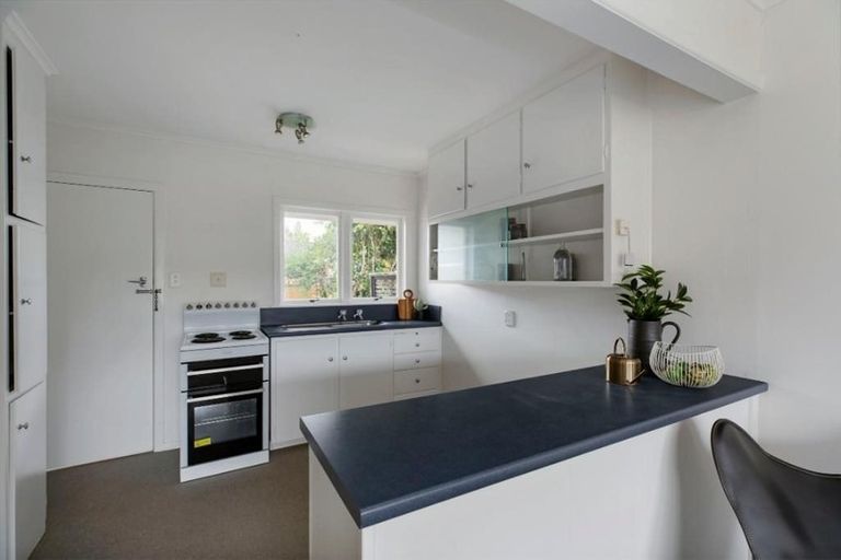 Photo of property in 2/15 Brook Street, Milford, Auckland, 0620