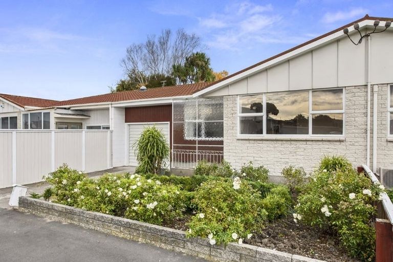 Photo of property in 2/47 Elizabeth Street, Riccarton, Christchurch, 8041