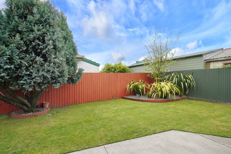 Photo of property in 3 Symes Road, Hornby, Christchurch, 8042