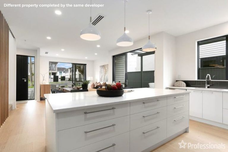 Photo of property in 27 Kotuitui Drive, Wainui, 0992