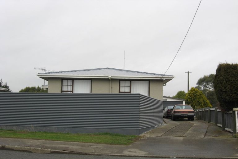 Photo of property in 215 Mcquarrie Street, Kingswell, Invercargill, 9812