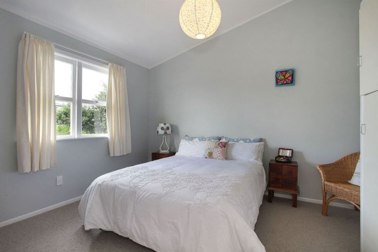 Photo of property in 17a Keven Road, Clarks Beach, Pukekohe, 2679