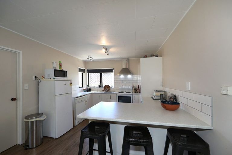 Photo of property in 2/903 Ellison Road, Parkvale, Hastings, 4122