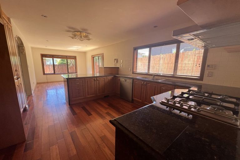 Photo of property in 51a Dominion Street, Takapuna, Auckland, 0622