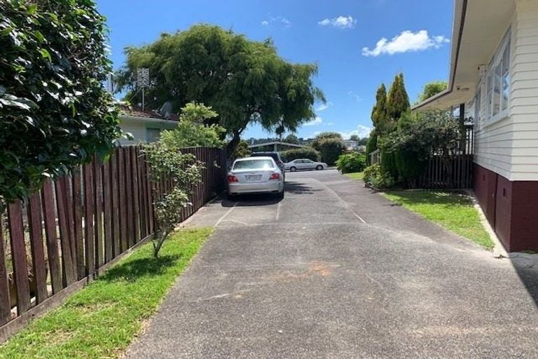 Photo of property in 25 Tamahere Drive, Glenfield, Auckland, 0629