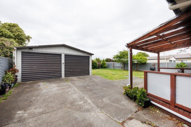 Photo of property in 127 Apollo Parade, Milson, Palmerston North, 4414