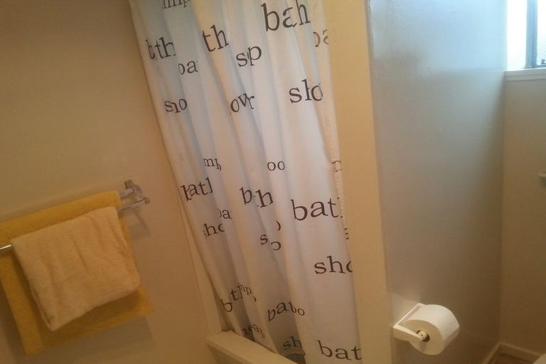 Photo of property in 2/371 Hereford Street, Linwood, Christchurch, 8011