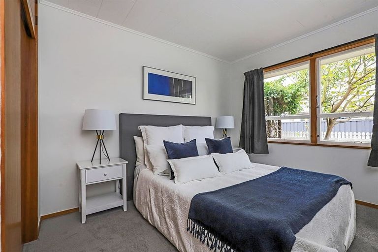 Photo of property in 2/707 York Street, Mahora, Hastings, 4120