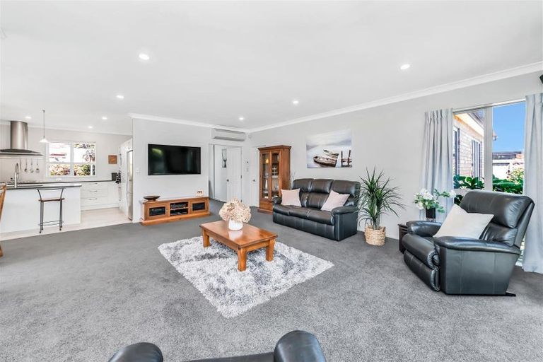 Photo of property in 7 Wedmore Close, Burwood, Christchurch, 8083