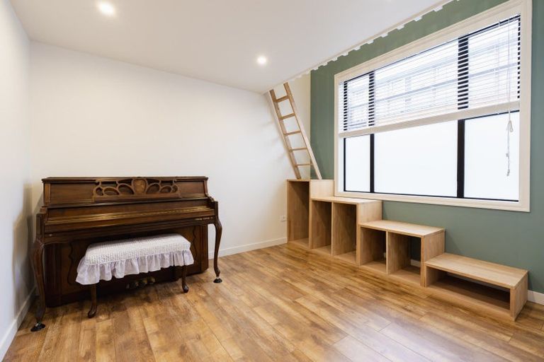 Photo of property in 24 Lees Street, Dunedin Central, Dunedin, 9016