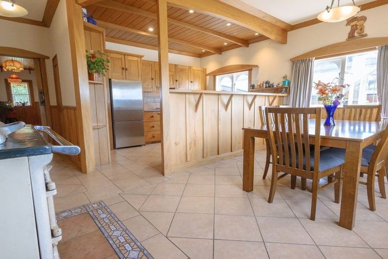 Photo of property in 327 Wanganui Flat Road, Harihari, 7884