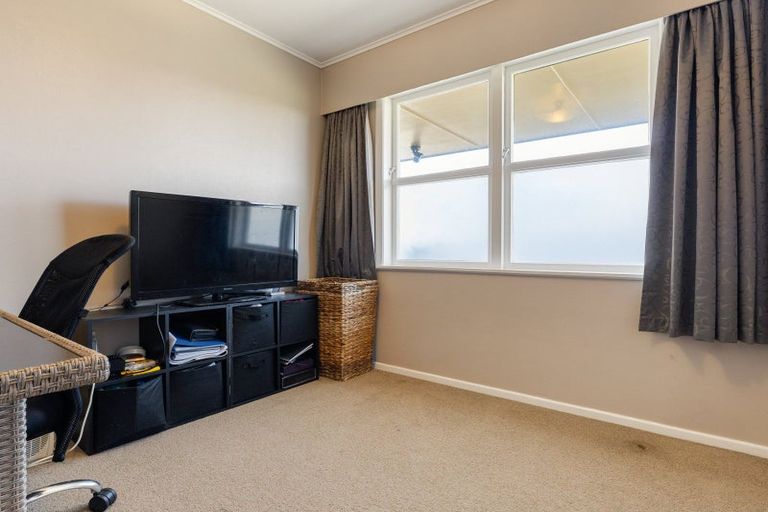 Photo of property in 70 Mears Road, St Andrews, Hamilton, 3200