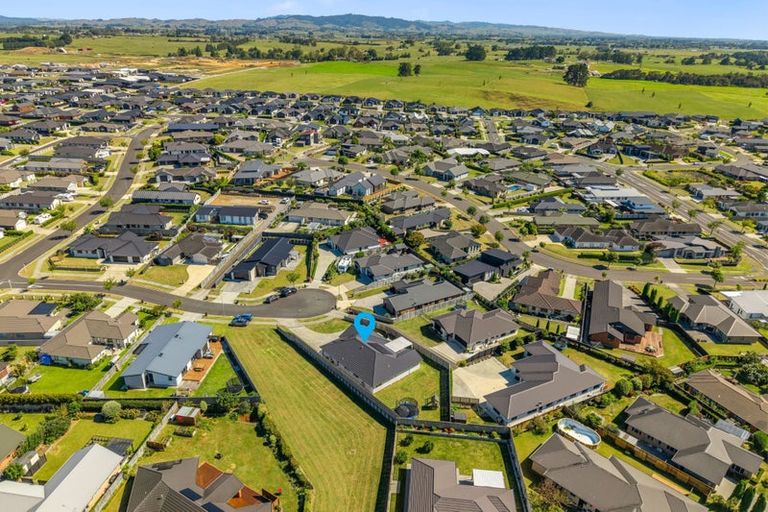 Photo of property in 10 Hoylake Place, Morrinsville, 3300