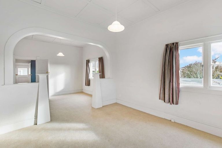 Photo of property in 83 Hinau Street, Castlecliff, Whanganui, 4501