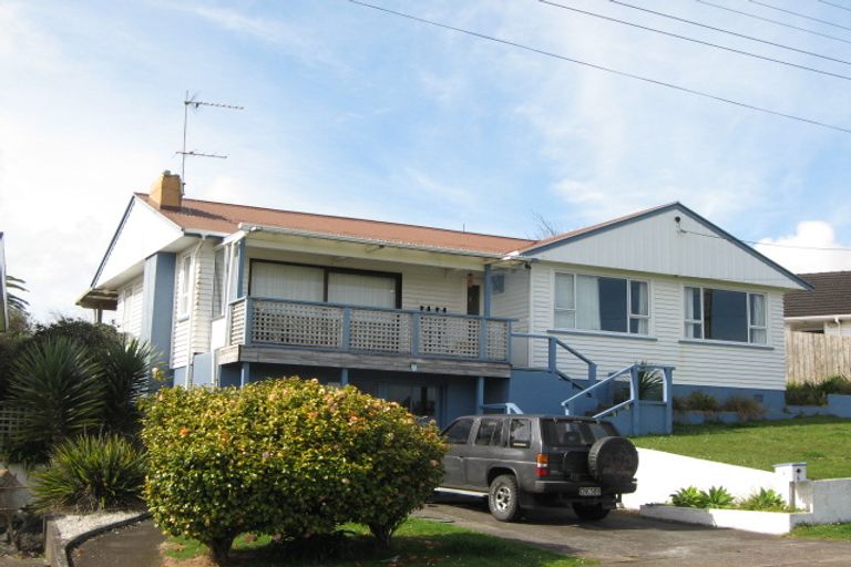Photo of property in 6 Mayne Street, Waitara, 4320