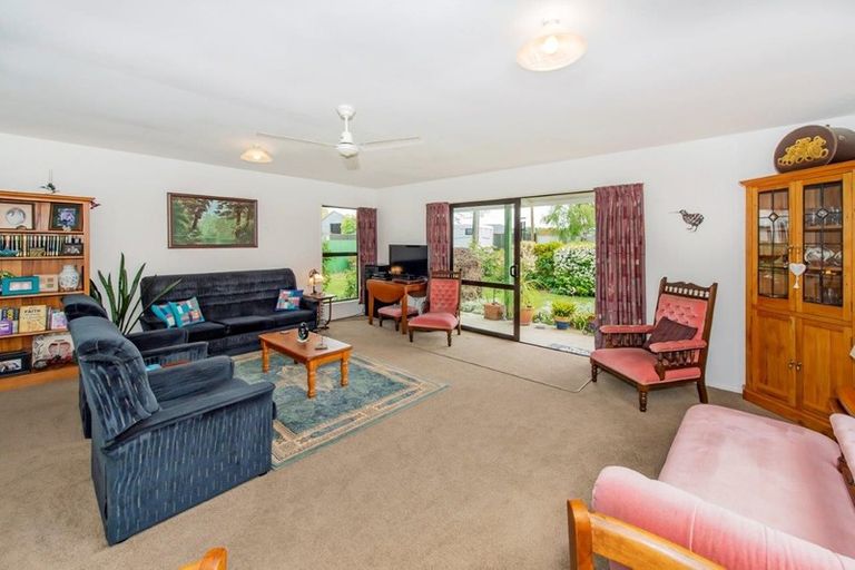 Photo of property in 8 Saint James Street, Southbridge, 7602