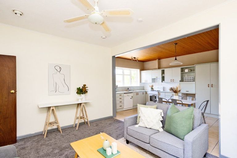 Photo of property in 27 Bullar Street, Grasmere, Invercargill, 9810