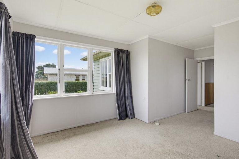 Photo of property in 12 Collingwood Street, Levin, 5510