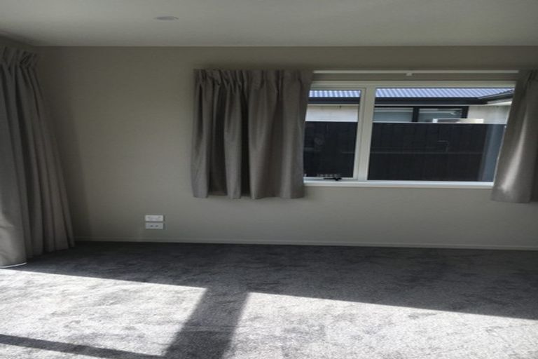 Photo of property in 45 Tara Crescent, Woodend, 7610