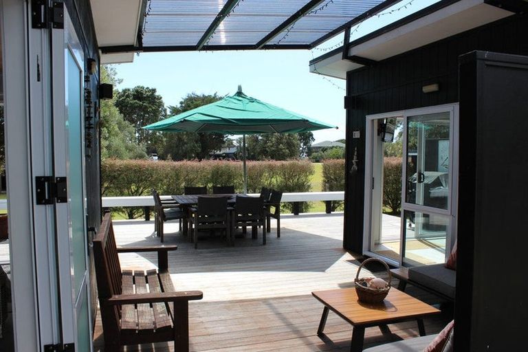 Photo of property in 147 Waimaire Avenue, Matarangi, Whitianga, 3592