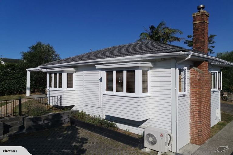 Photo of property in 36 Esmonde Road, Takapuna, Auckland, 0622