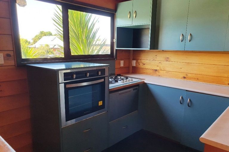 Photo of property in 48 Kowhai Street, Hamilton Lake, Hamilton, 3204