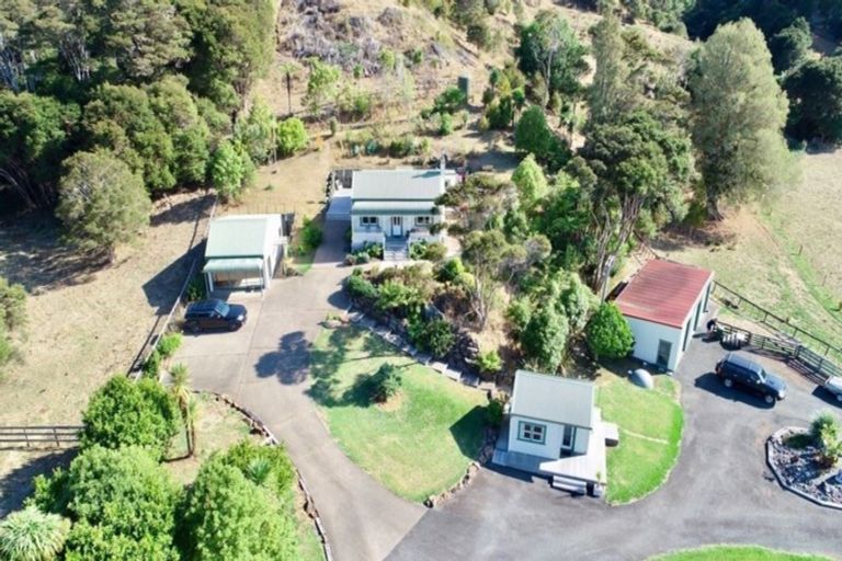 Photo of property in 152 Moewai Road, Whitianga, 3591