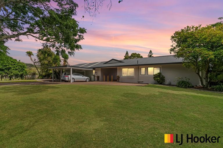 Photo of property in 31 Church Road, Ardmore, Papakura, 2582