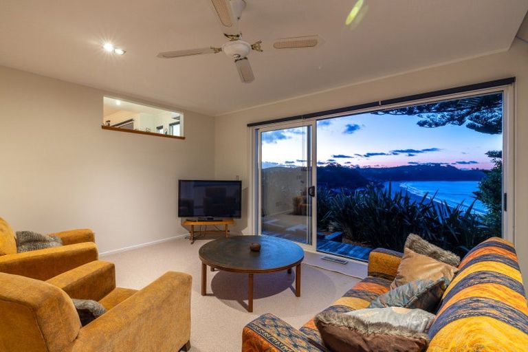 Photo of property in 23 Garratt Road, Waiheke Island, 1971