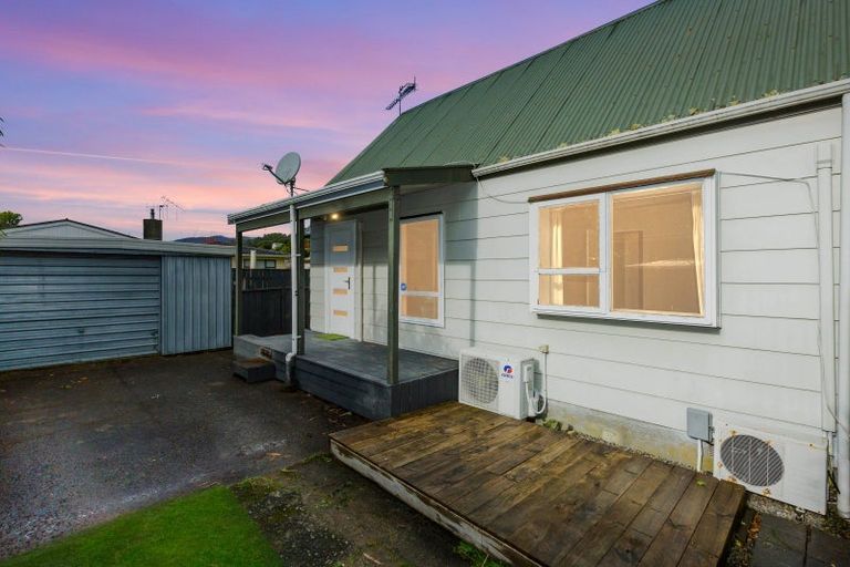 Photo of property in 7b Amber Grove, Birchville, Upper Hutt, 5018