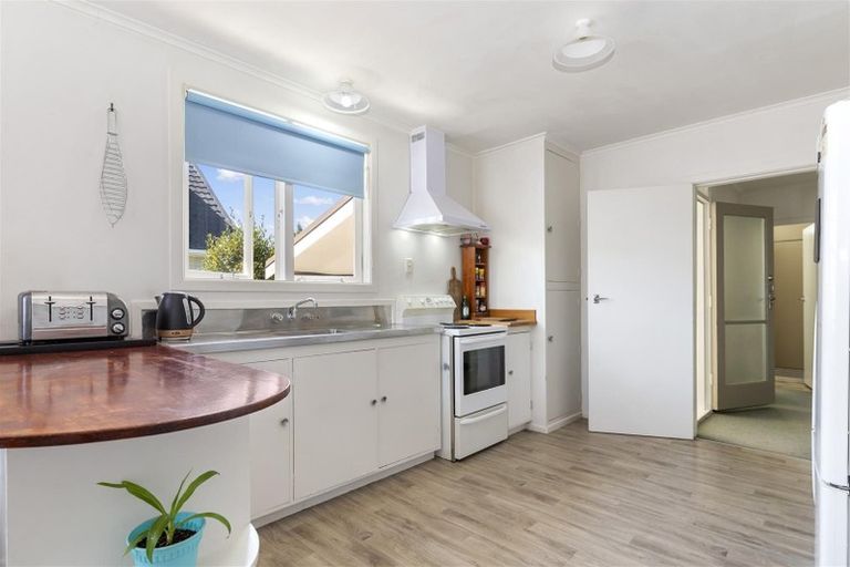 Photo of property in 17 Robertson Street, Glenholme, Rotorua, 3010