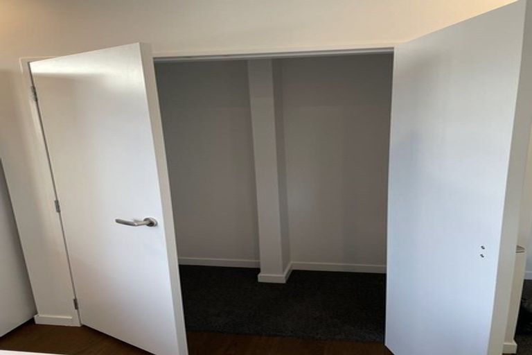 Photo of property in 4/210 Karori Road, Karori, Wellington, 6012