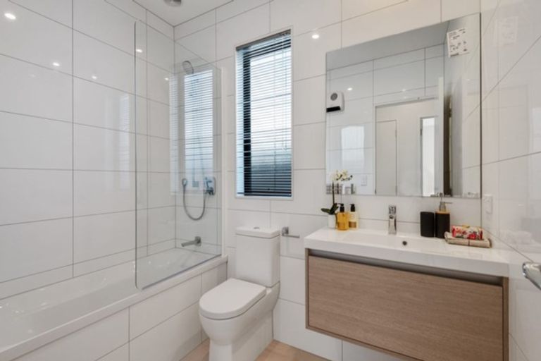 Photo of property in 65 Nganui Avenue, Takanini, 2112