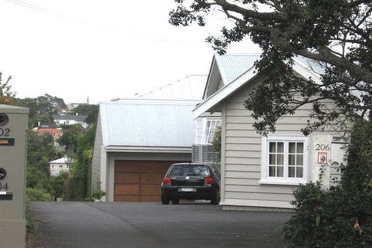 Photo of property in 206 Victoria Avenue, Remuera, Auckland, 1050