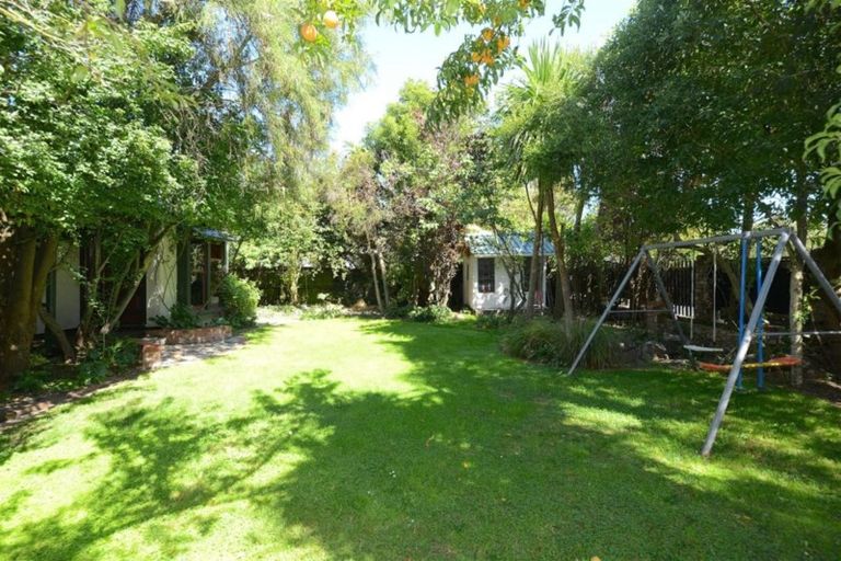 Photo of property in 114 Osborne Street, Waltham, Christchurch, 8011