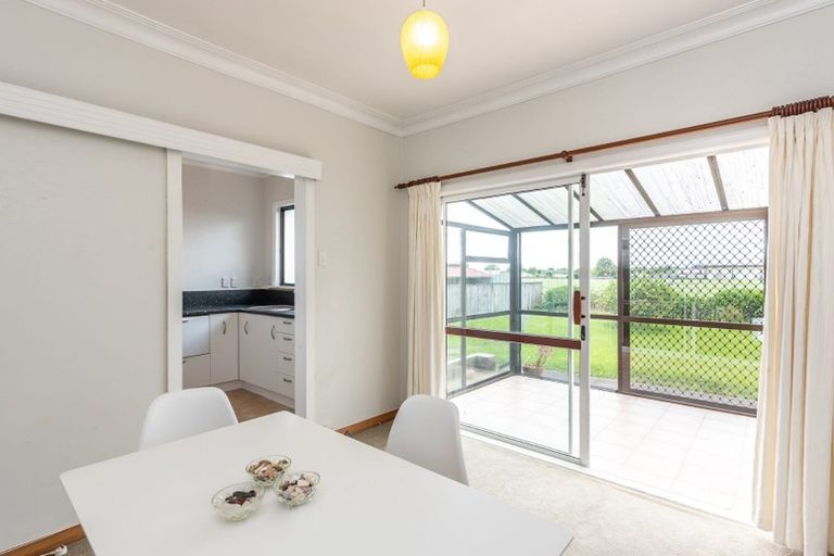 Photo of property in 20 Carlisle Street, Levin, 5510