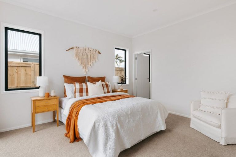 Photo of property in 4 Sapida Close, Papamoa Beach, Papamoa, 3118