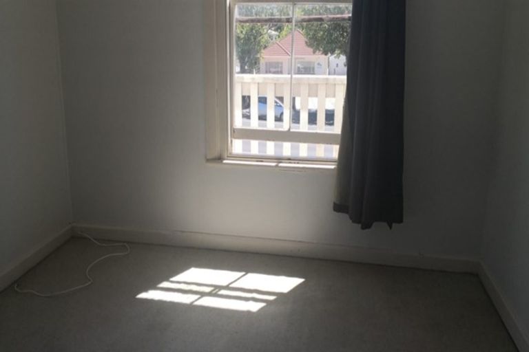 Photo of property in 25 Waimea Road, Nelson South, Nelson, 7010