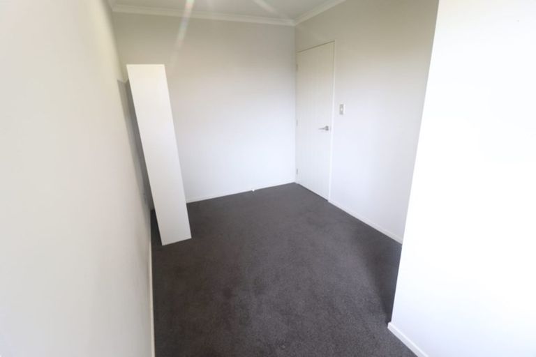 Photo of property in 15 Bonny Crescent, Massey, Auckland, 0614