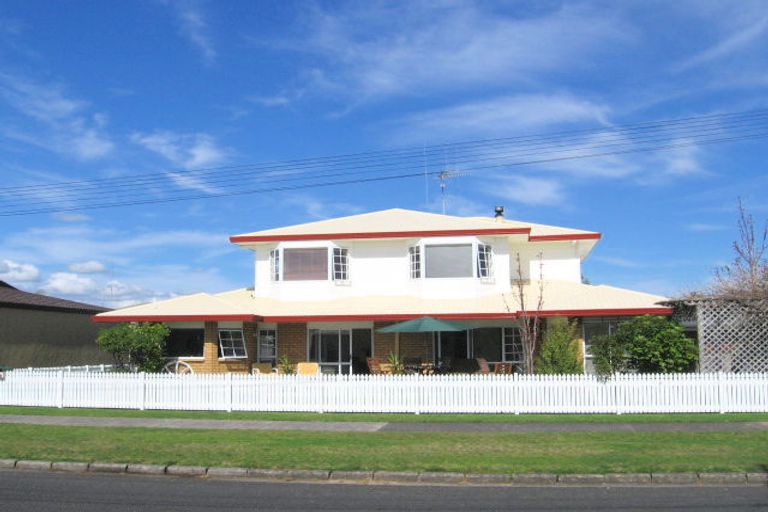Photo of property in 28a Ngatai Road, Otumoetai, Tauranga, 3110