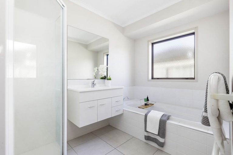 Photo of property in 21 Barwick Place, Huntington, Hamilton, 3210