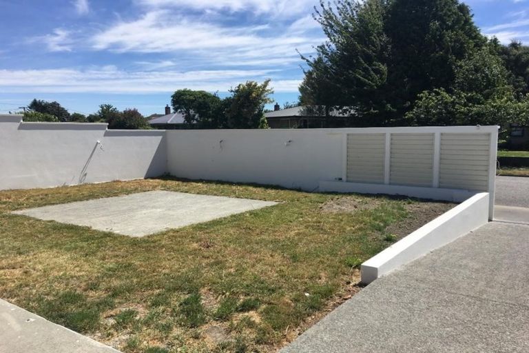 Photo of property in 7 Gladson Avenue, Sockburn, Christchurch, 8042