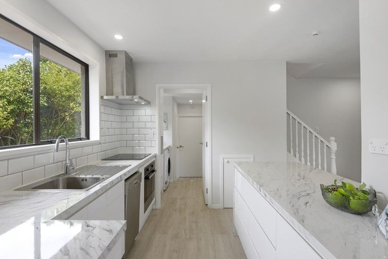 Photo of property in 12 Kaputone Place, Belfast, Christchurch, 8051