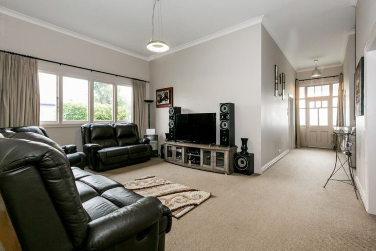 Photo of property in 63 Wellesley Road, Napier South, Napier, 4110
