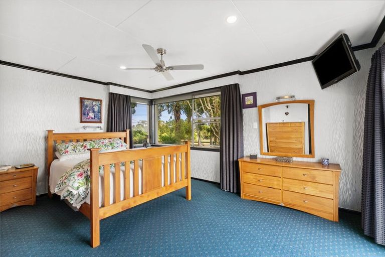 Photo of property in 199 Henwood Road, Paraite, New Plymouth, 4372