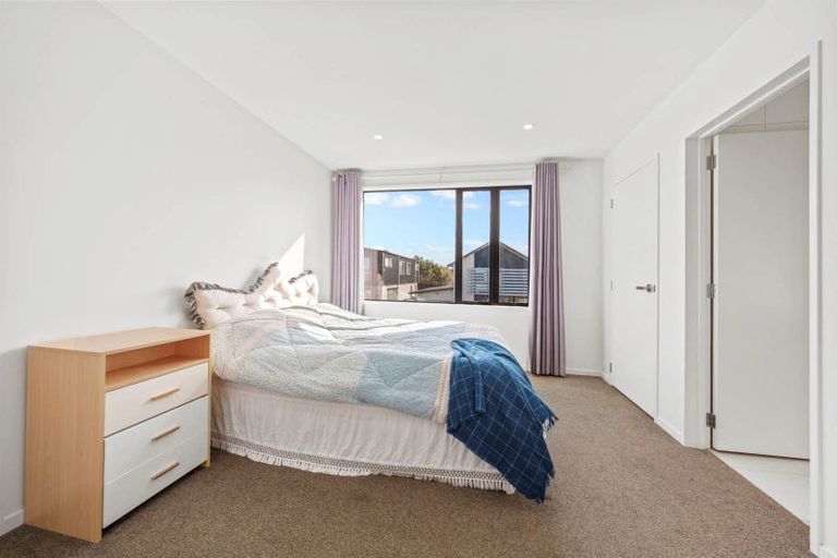Photo of property in 4 Tihema Lane, Westgate, Auckland, 0614