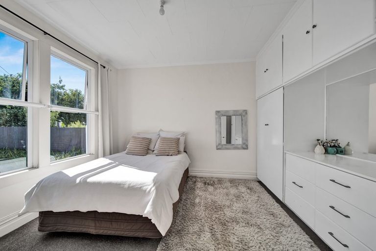 Photo of property in 3 Campbell Street, Hawera, 4610