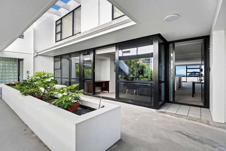 Photo of property in 3/10 Marine Parade, Mount Maunganui, 3116