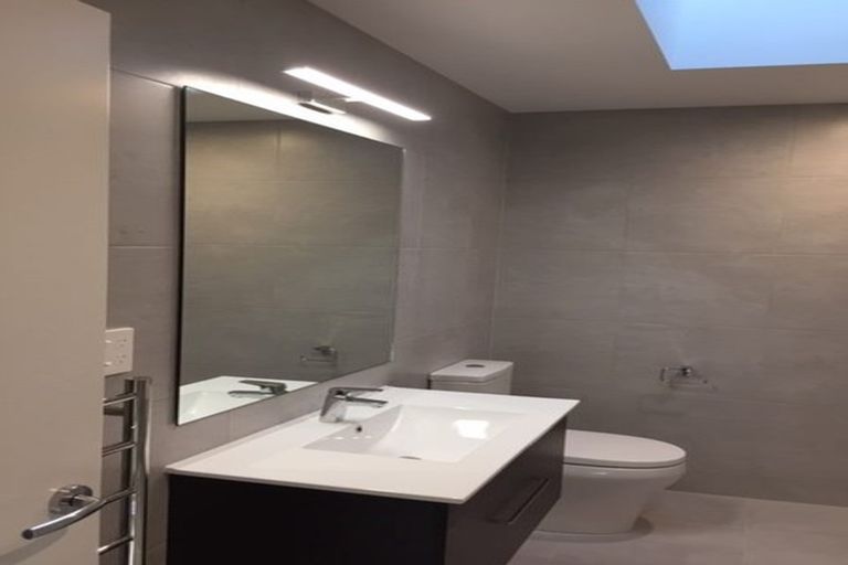 Photo of property in 5a Breakwater Way, Whitby, Porirua, 5024